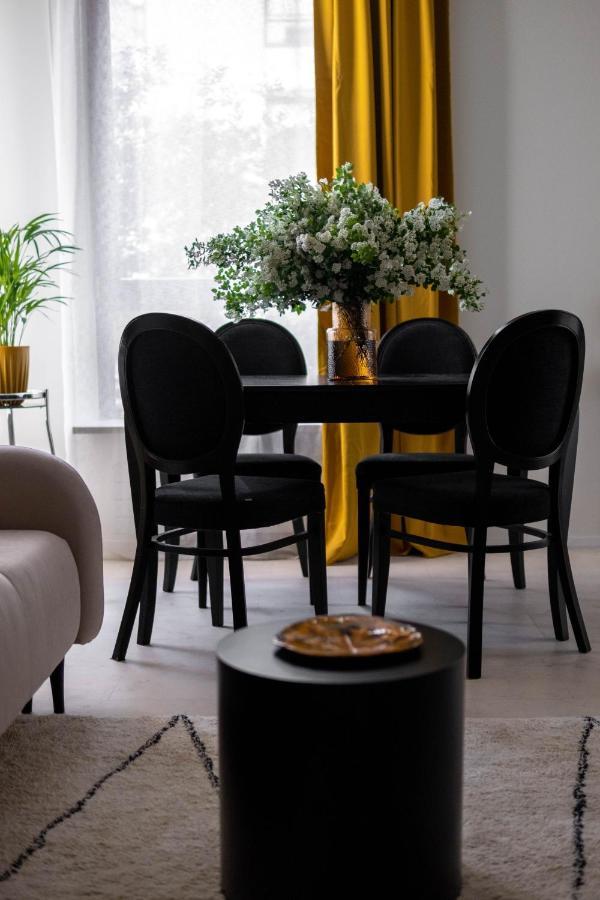 Апартаменты Aa Apartament Варшава Экстерьер фото